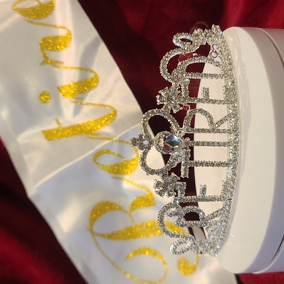 RETIREMENT Sash & Rhinestone Tiara Celebration set NWT Silvertone metal - Picture 1 of 7